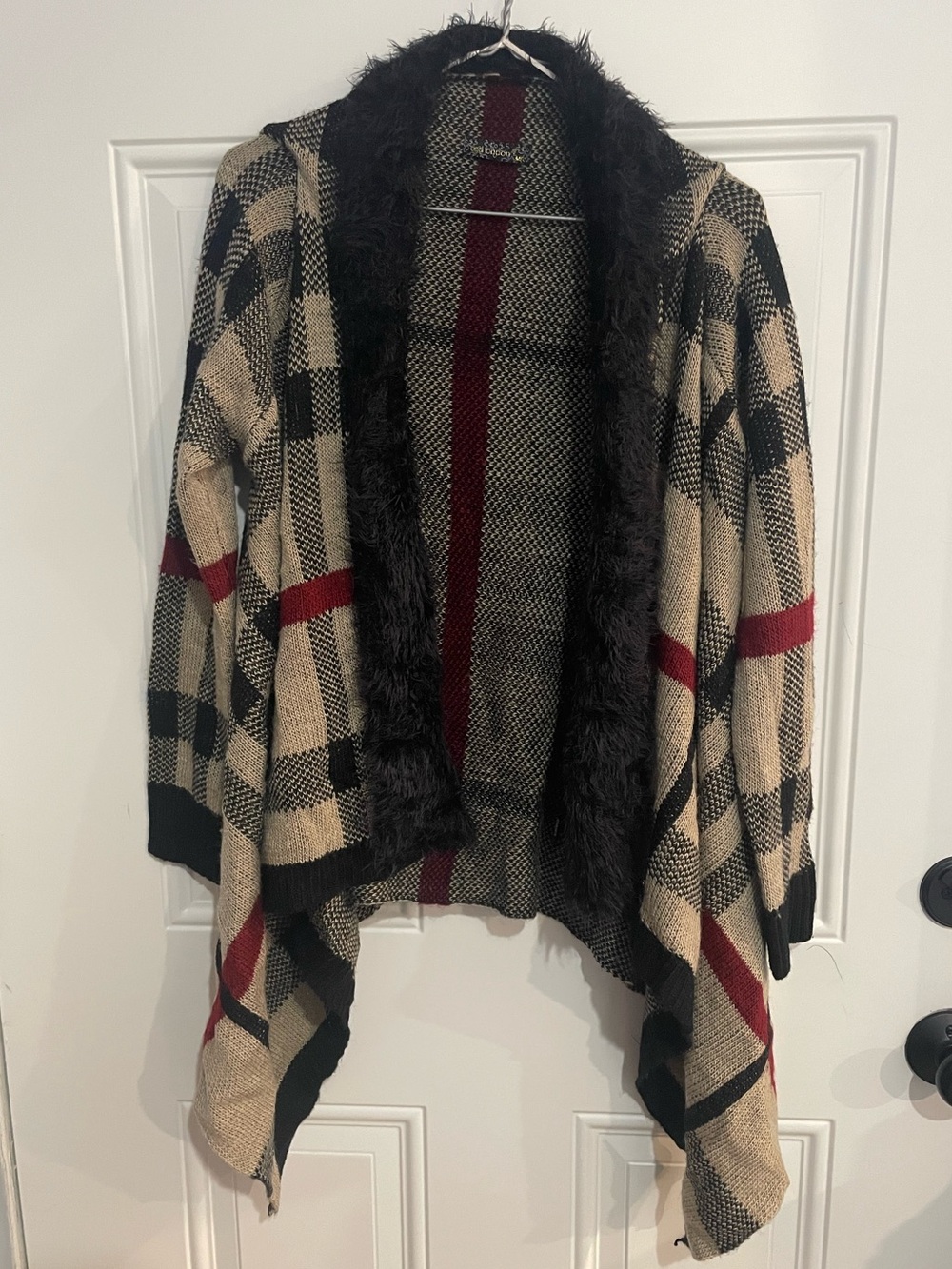 Cozy Plaid Open-Front Women's Sweater Wrap - Beige/Black with Burgundy Accents